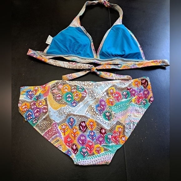 NWT 3 Piece Bikini Swim Suit - Picture 2 of 5